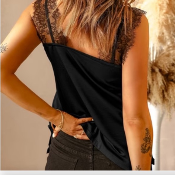 Black Eyelash Lace V Neck Cami - Picture 4 of 13